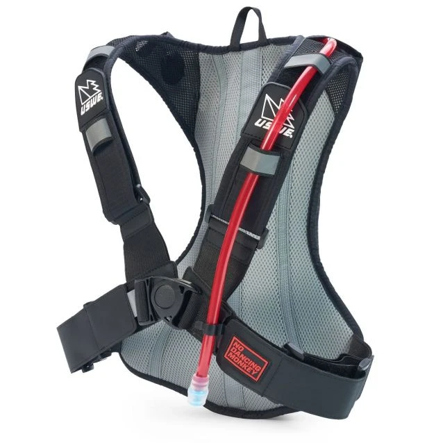 USWE Sports USWE Outlander™ 4 Hydration Pack, 3L 4 USWE Sports USWE Outlander™ 4 Hydration Pack, 3L - Image 2