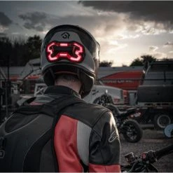 Brake Free Smart LED Helmet Light -Dainese Sales Store dd359fe0 06c6 45c8 ba7c 0845ab083e9d brakefreesmartbrakelightback 1